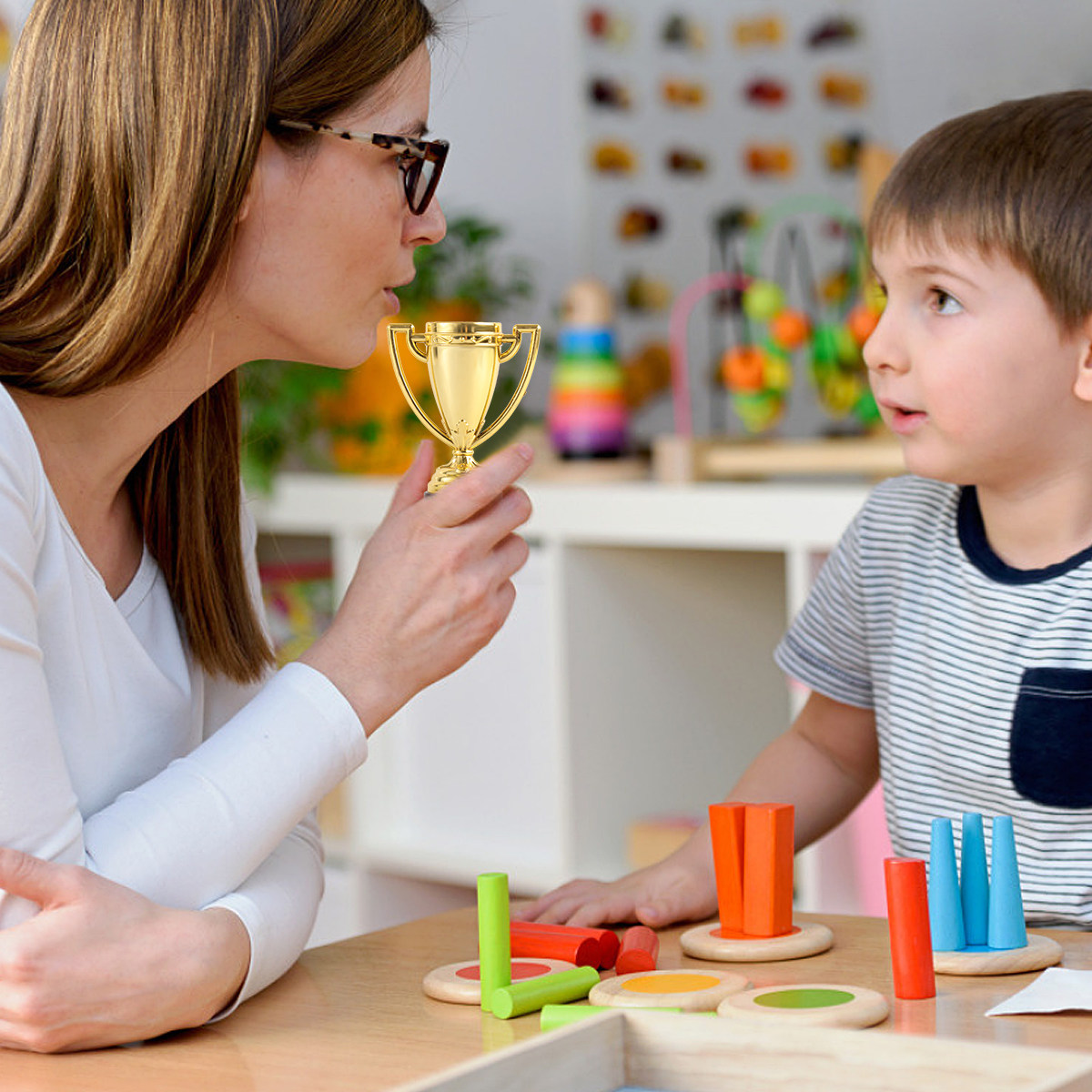 Party Games Mini - 12 шт. пластиковых мини-кубков-наград с черной