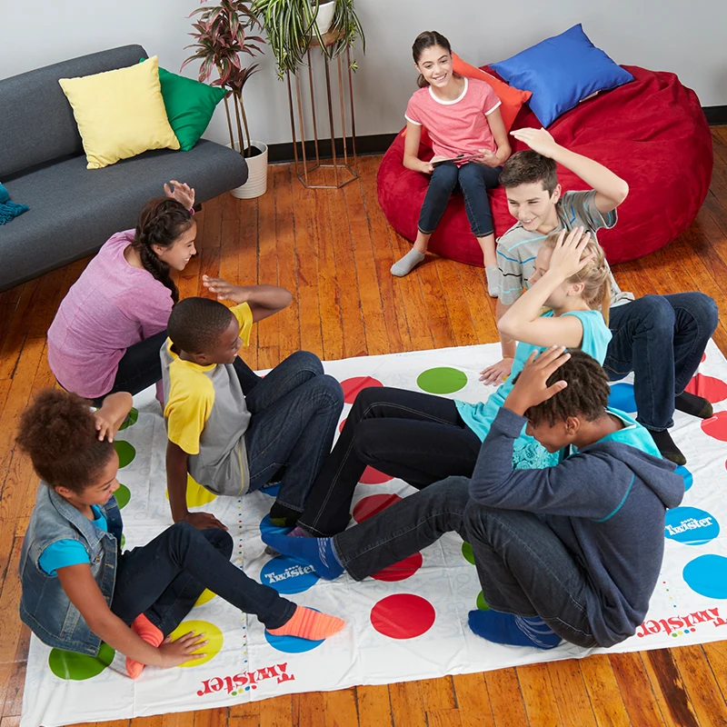 Игра Twister Party - Семейная  – обзор и цена Party Games Adults Indoor